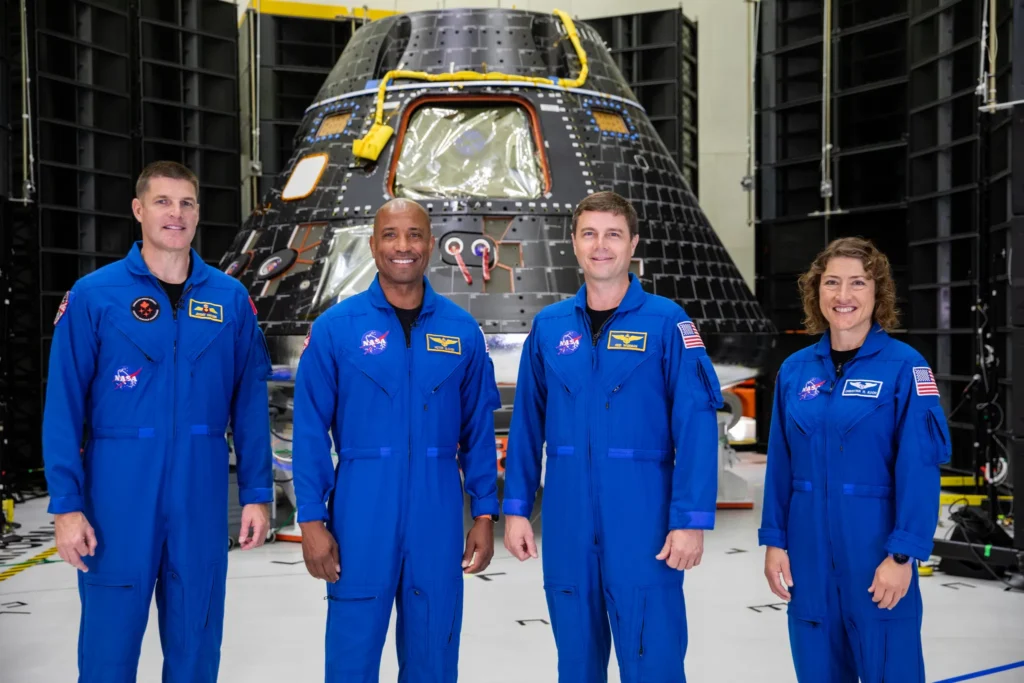 Jeremy Hansen, mission specialist; Victor Glover, pilot; Reid Wiseman, commander; and Christina Hammock Koch, mission specialist - NASA/Kim Shiflett