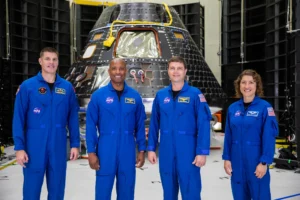 Jeremy Hansen, mission specialist; Victor Glover, pilot; Reid Wiseman, commander; and Christina Hammock Koch, mission specialist - NASA/Kim Shiflett