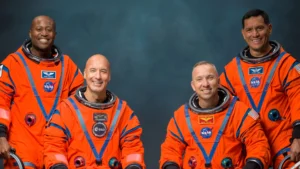 Artemis 3 Crew - Credit NASA